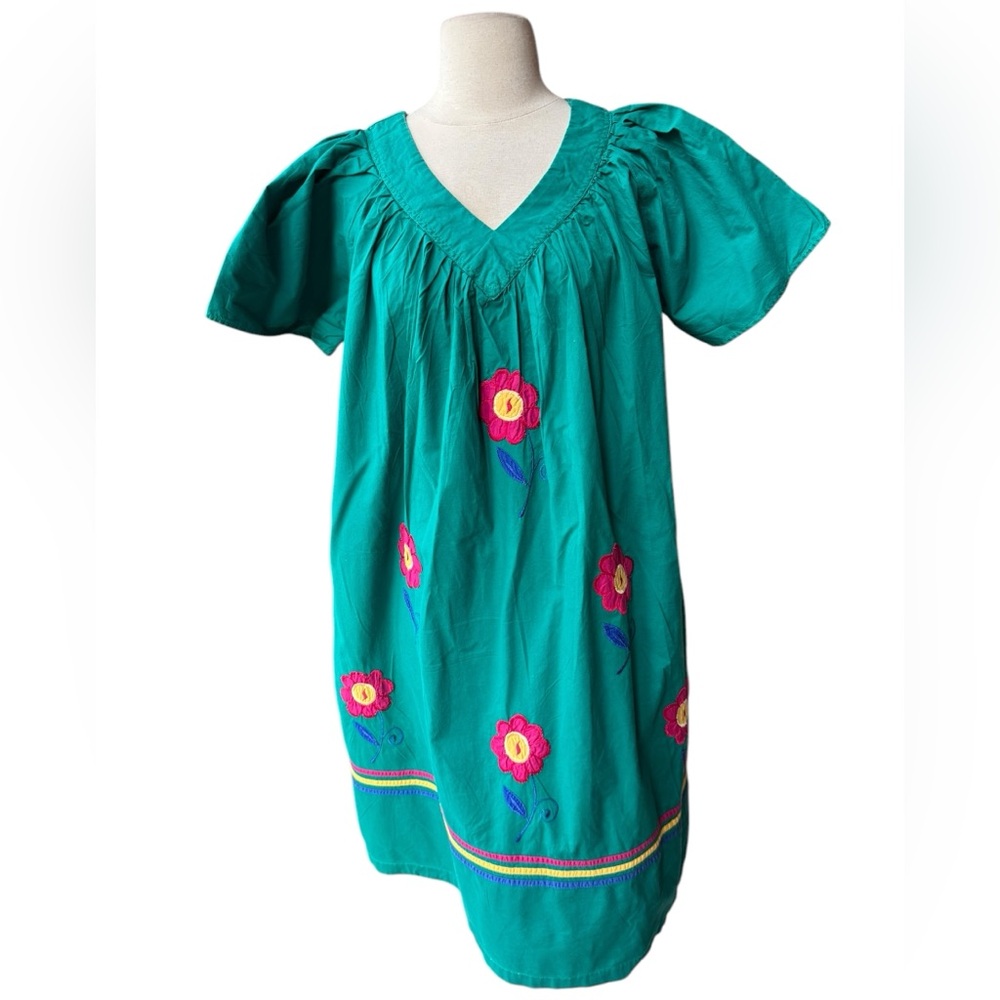 1970s Naqui, 100% Cotton,‎ Embroidered Muumuu